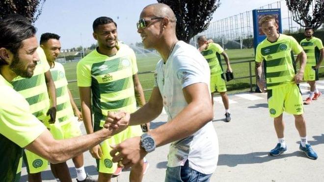 水平的同时 水平的同时