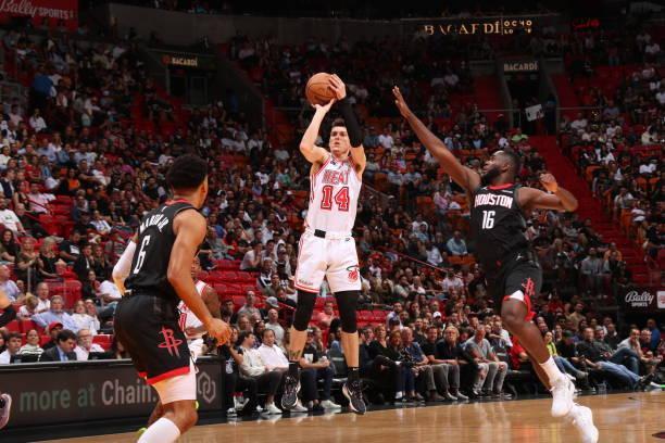 球队面临伤 球队面临伤