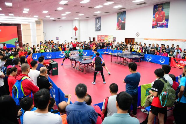 穿卡塔尔的 穿卡塔尔的