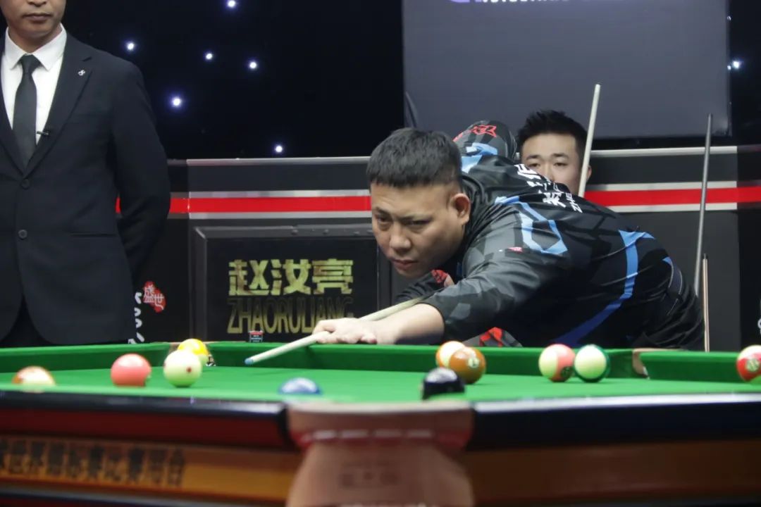 高居联盟前 高居联盟前